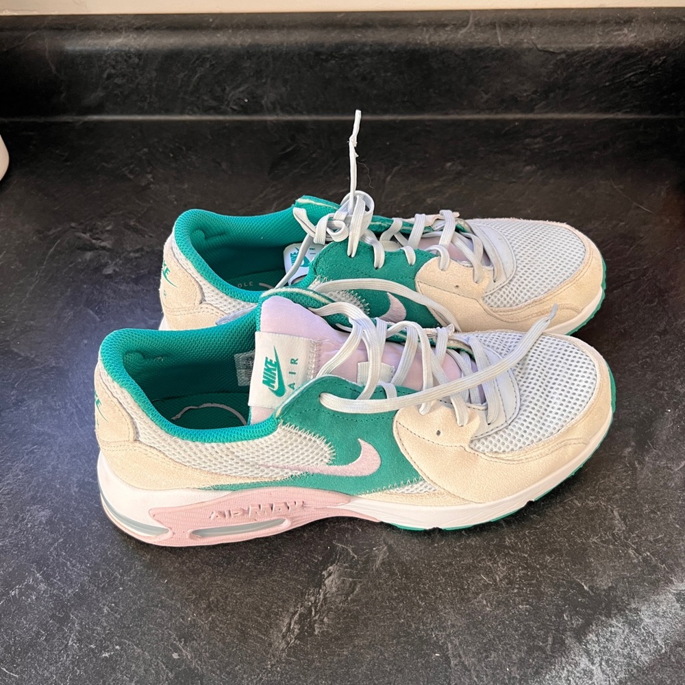 Womens nike air max